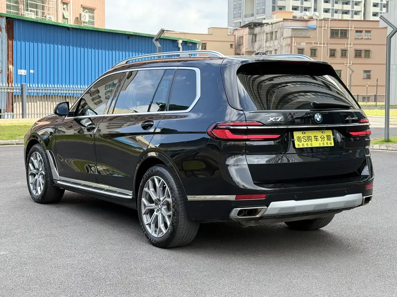 BMW X7