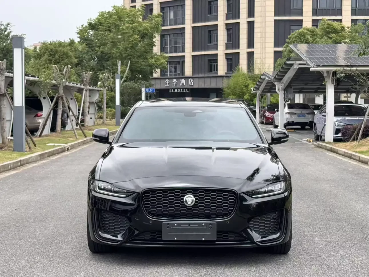 Jaguar XEL