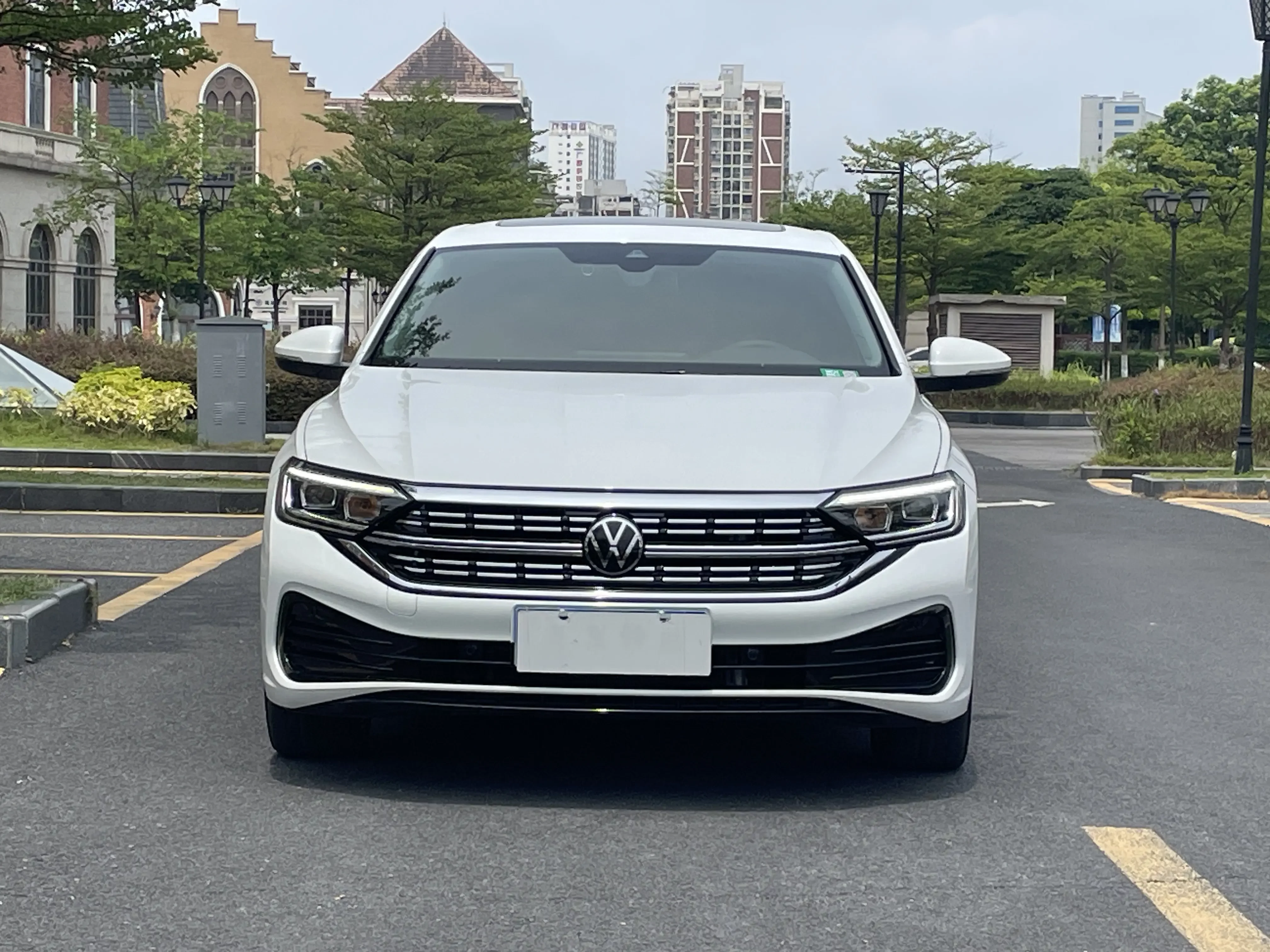 Volkswagen Sagitar