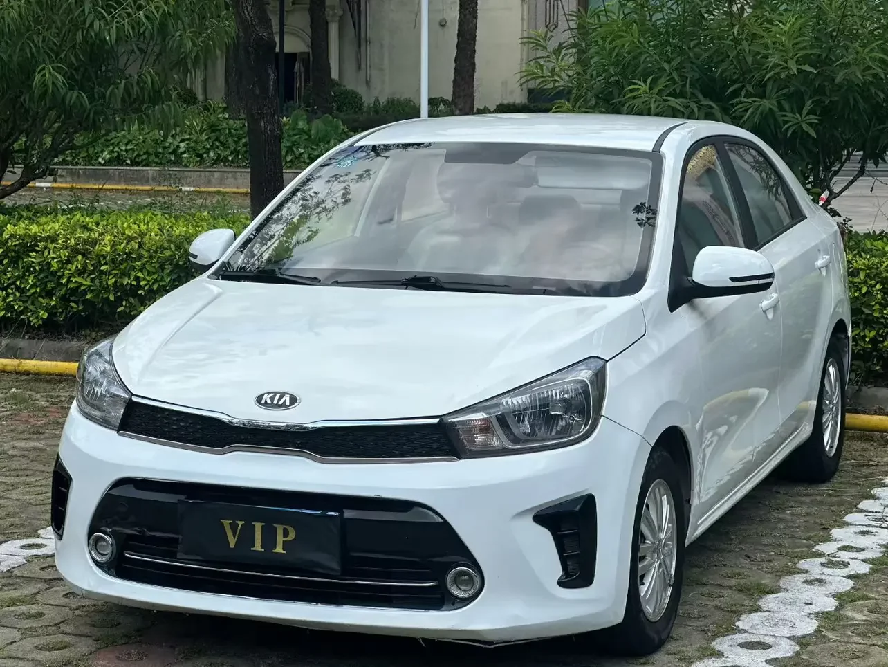 Kia Pegas