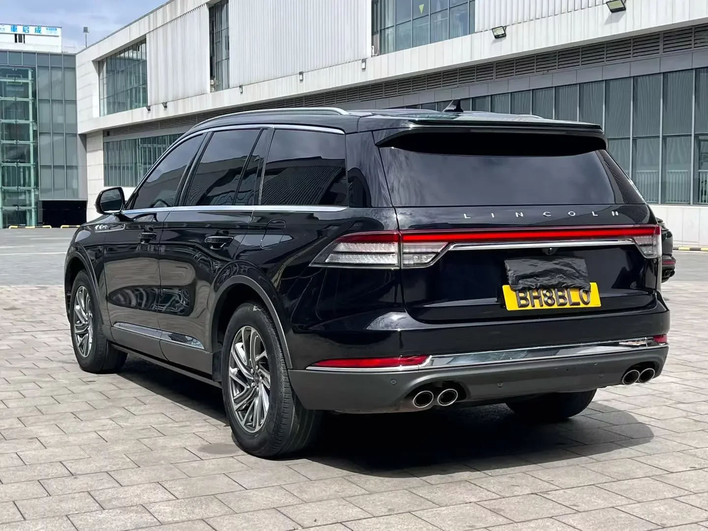 Lincoln Pilot