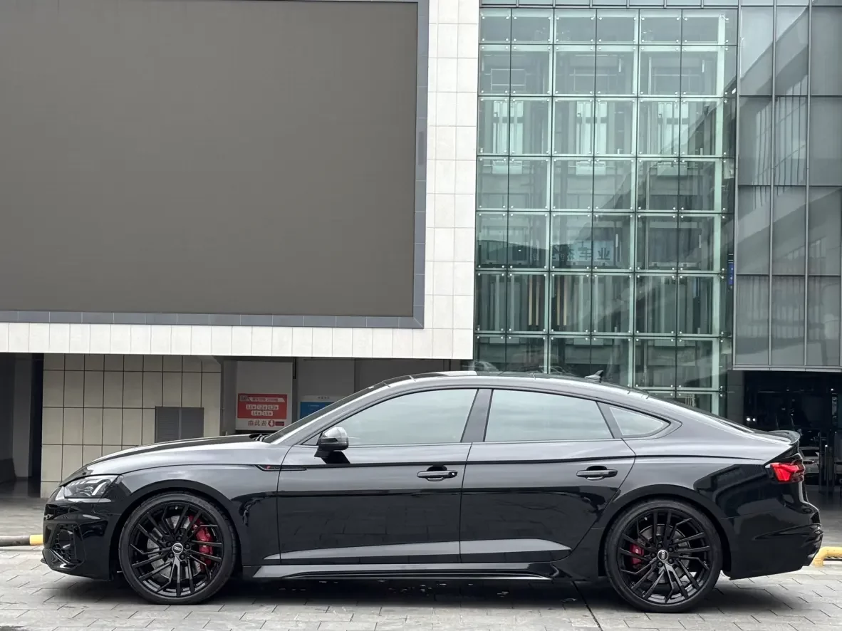 Audi RS 5