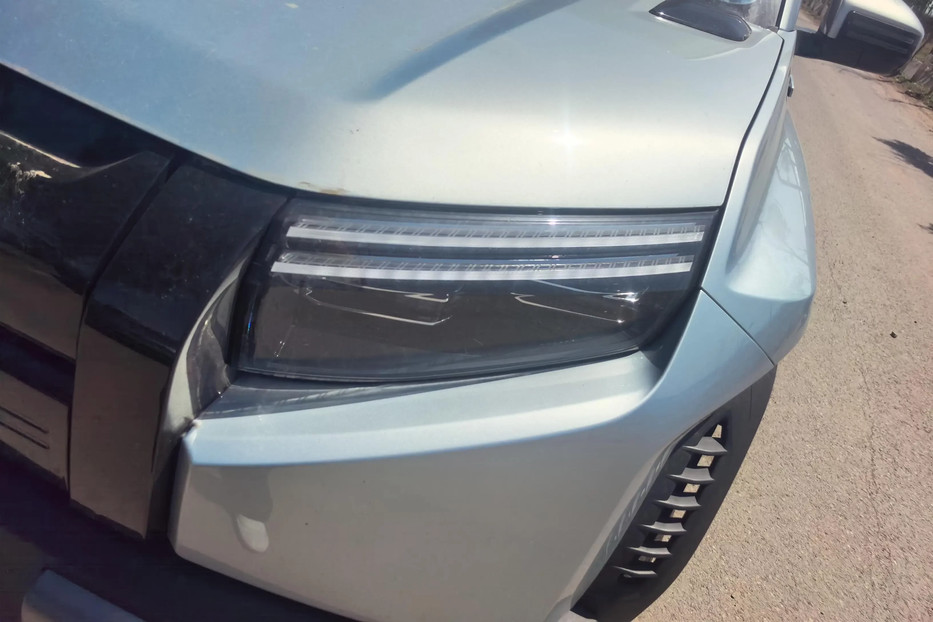 BYD Leopard Titanium 3