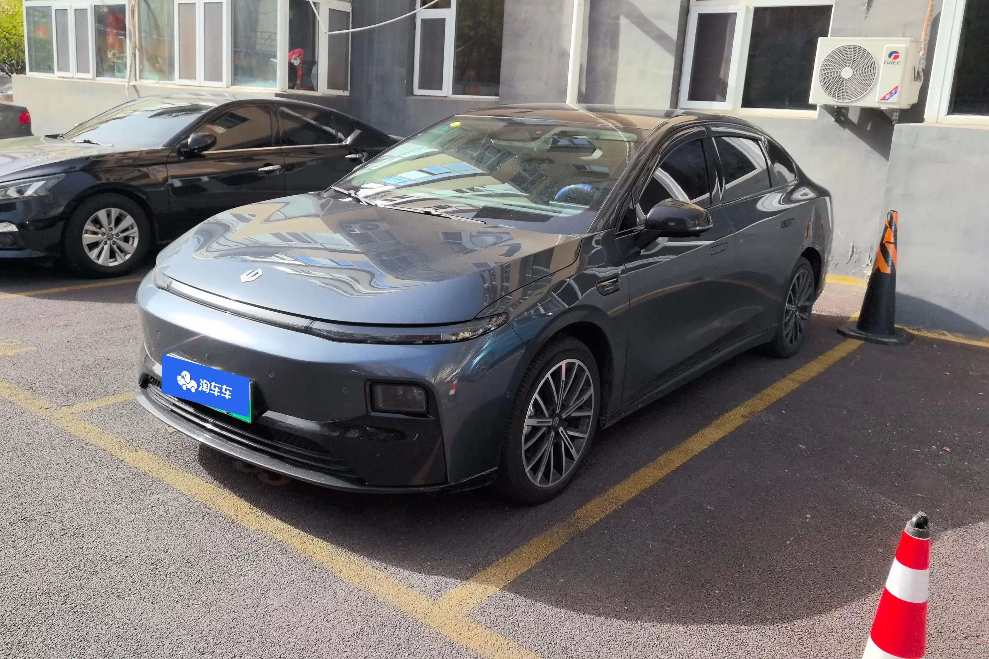 Leapmotor Leap running B01