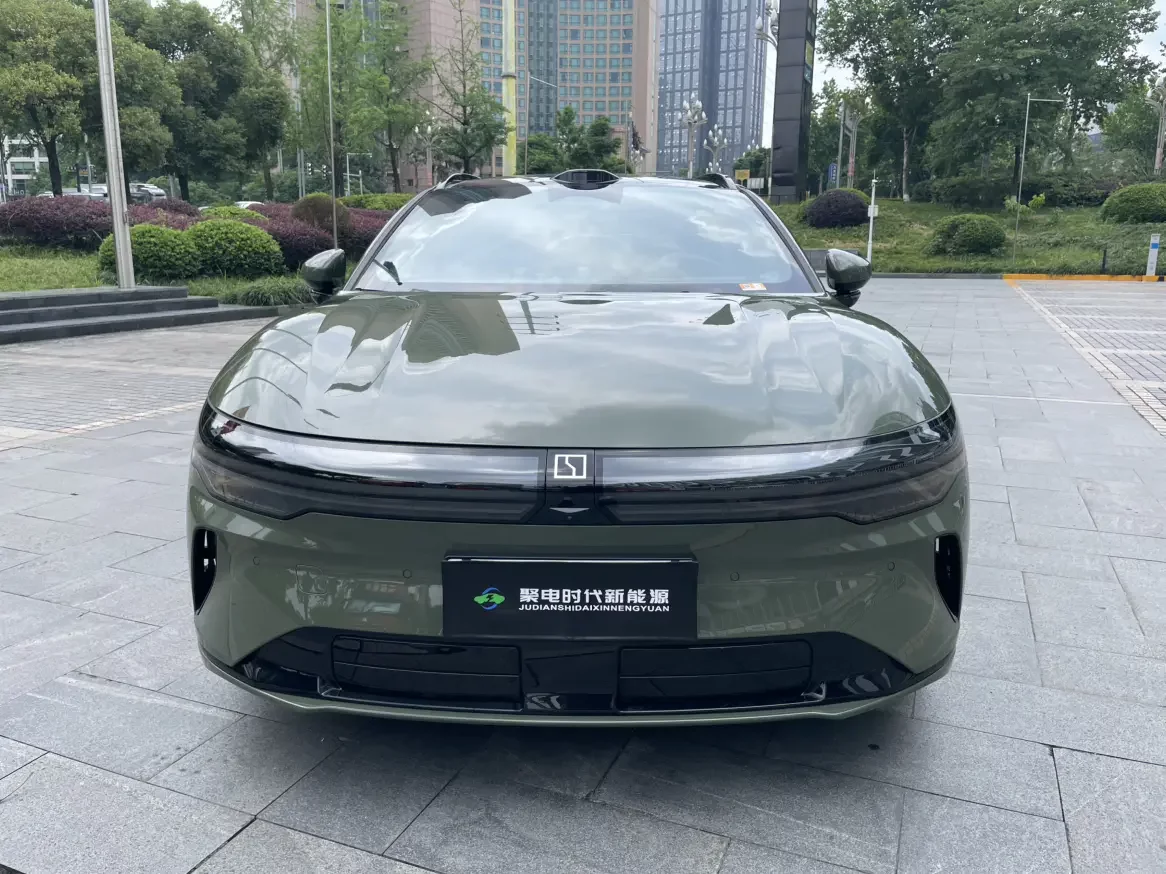 ZEEKR 007GT