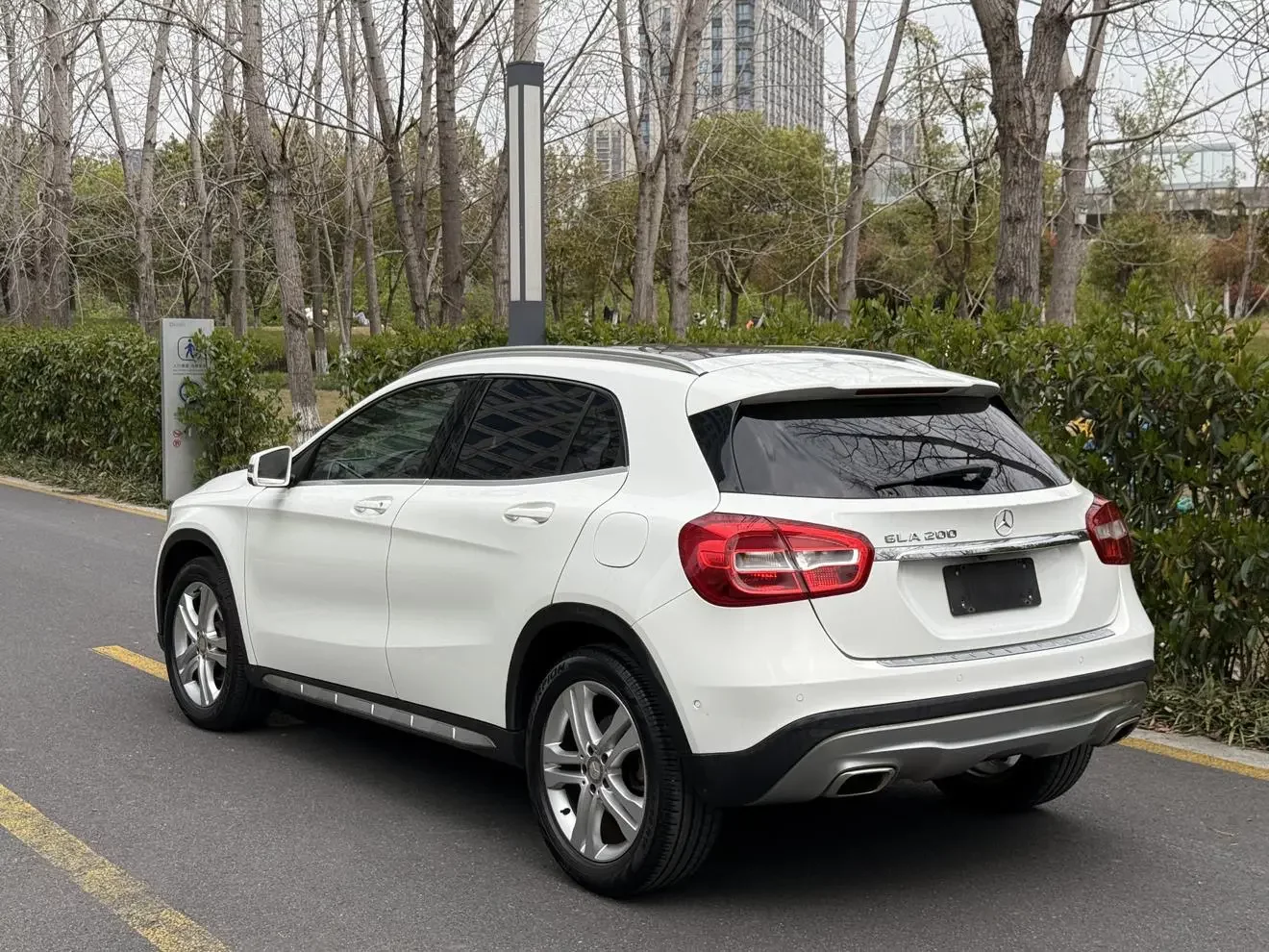Mercedes-Benz GLA
