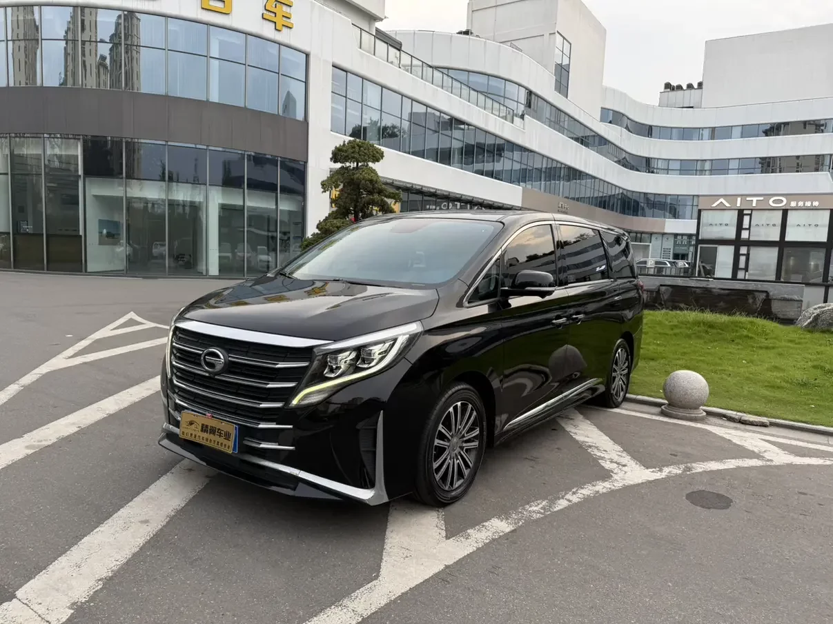 GAC Trumpchi M8