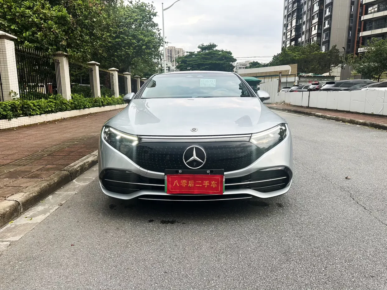 Mercedes-Benz EQS