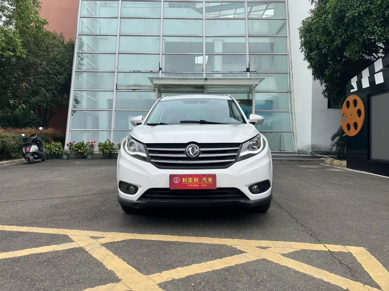 Dongfeng Fengon 580