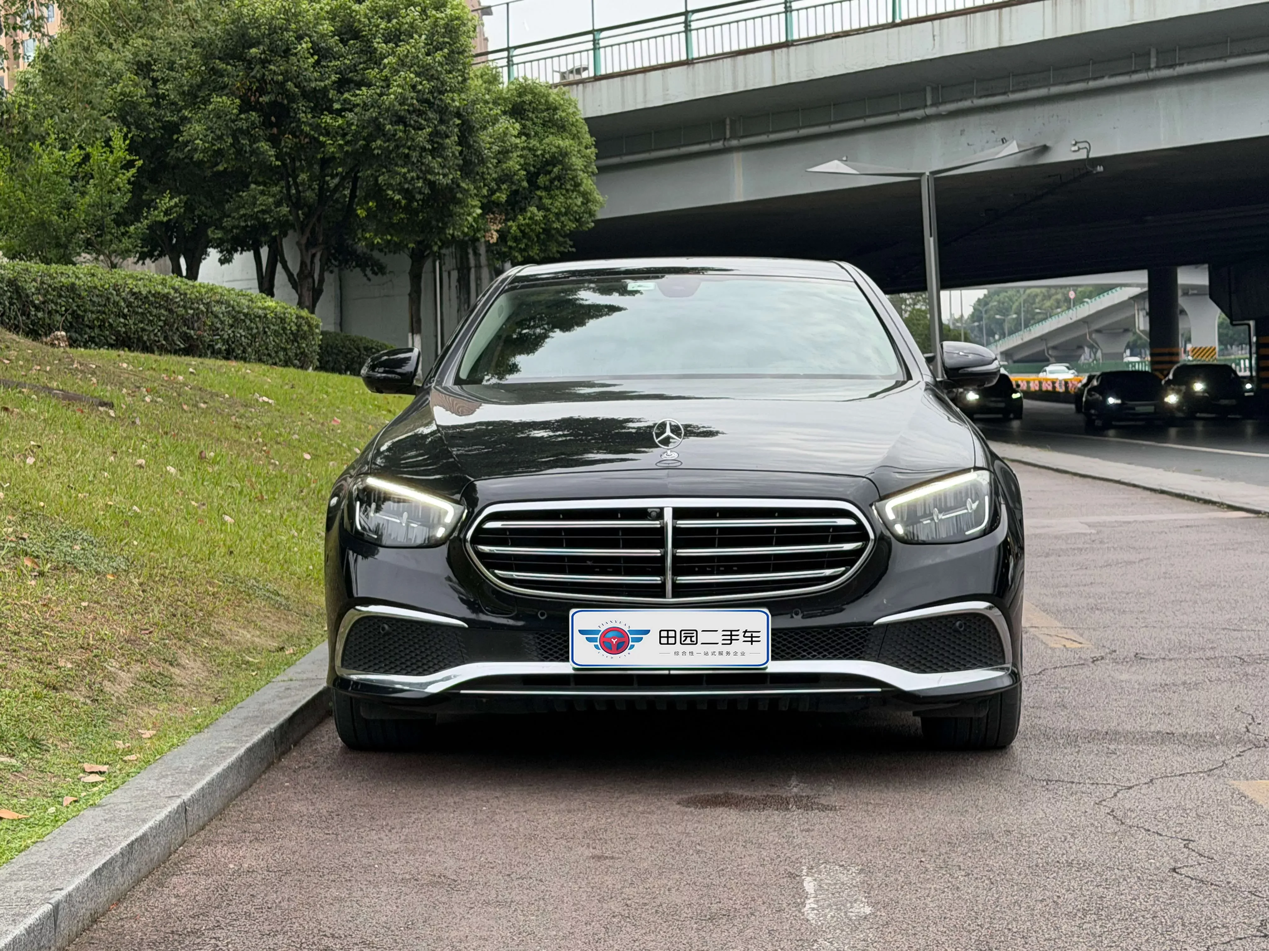Mercedes-Benz E-Class PHEV