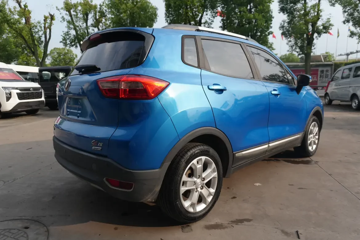 Changan CS15