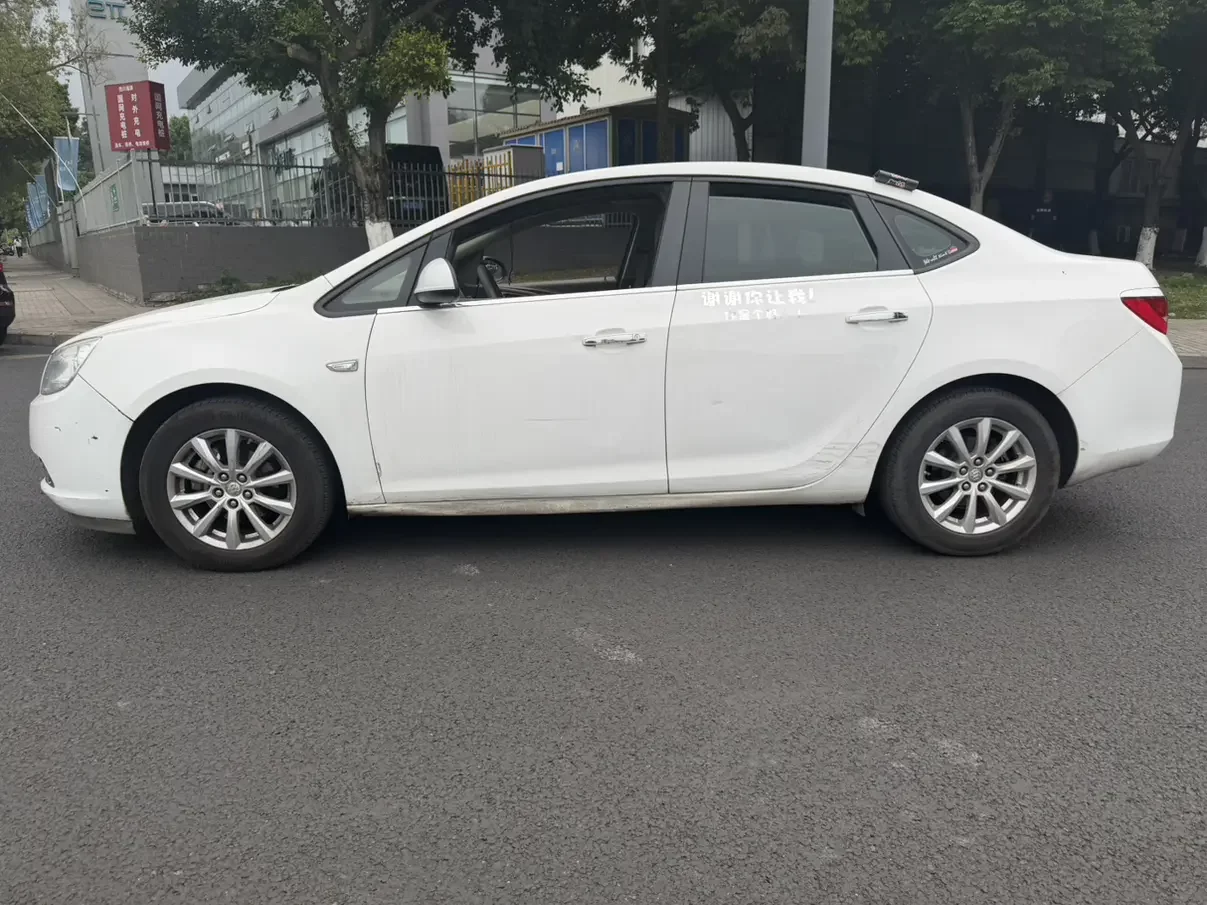 Buick Yinglang