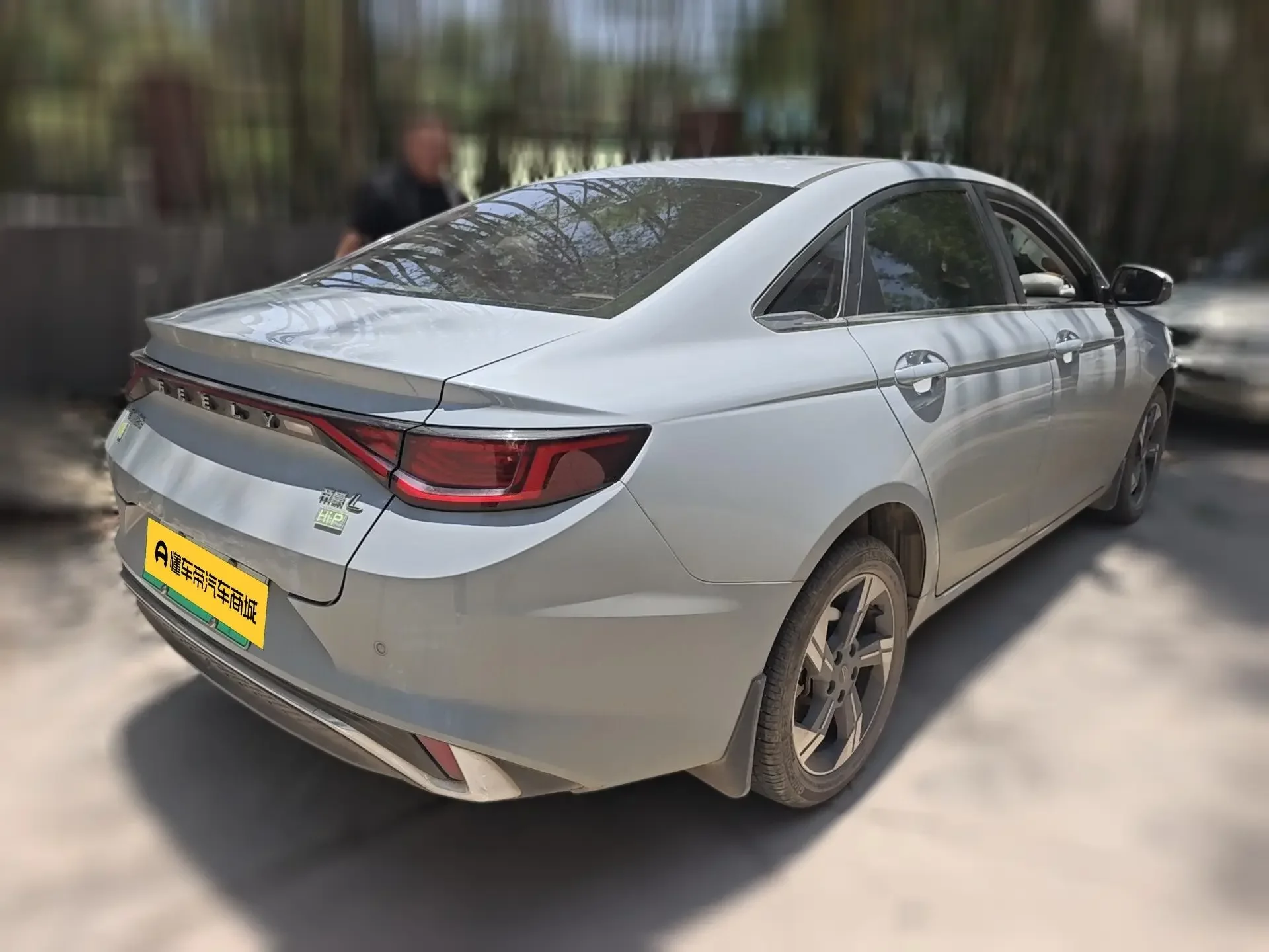 Geely Emgrand L HiP