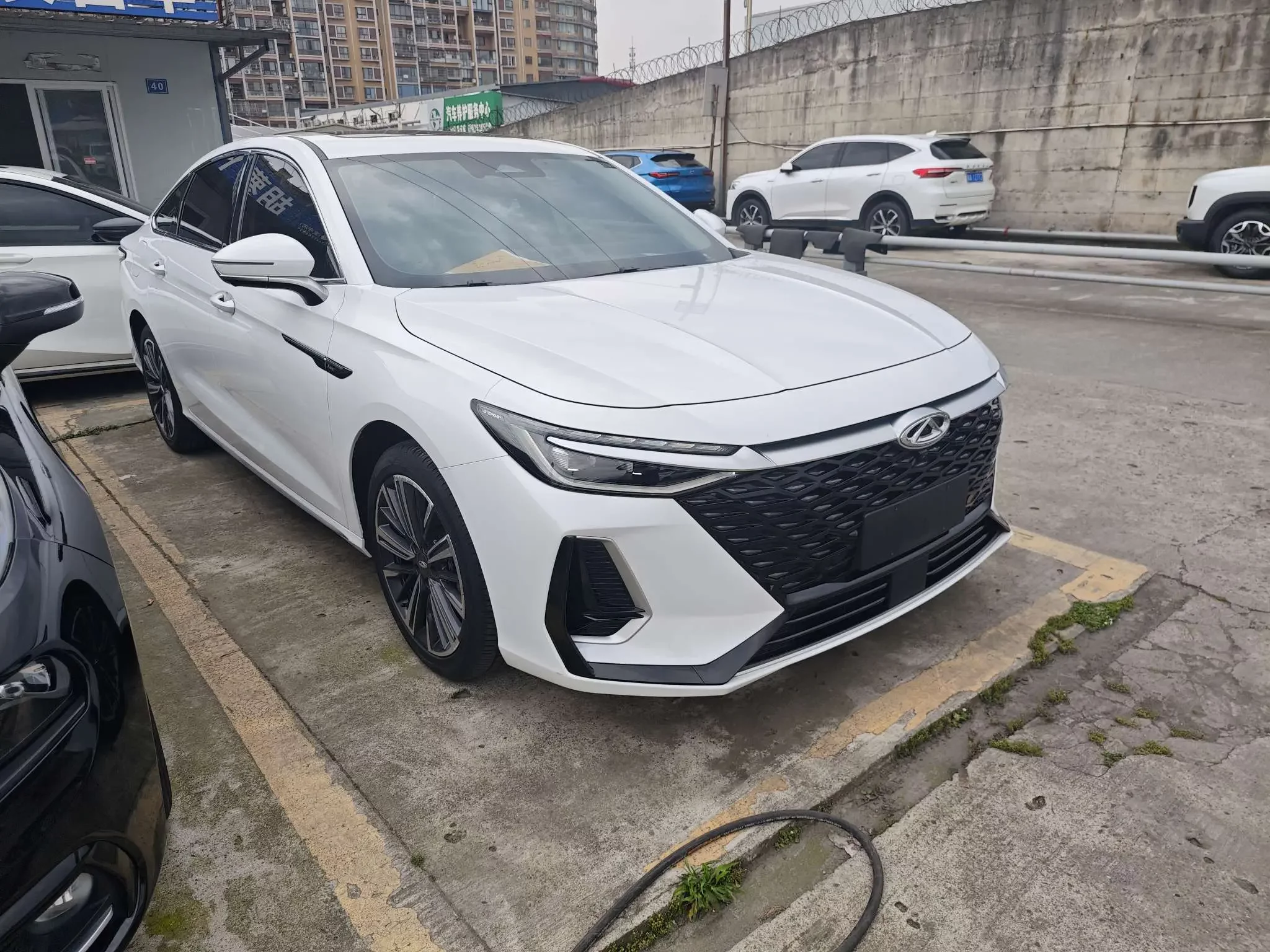 Chery Arrizo 8