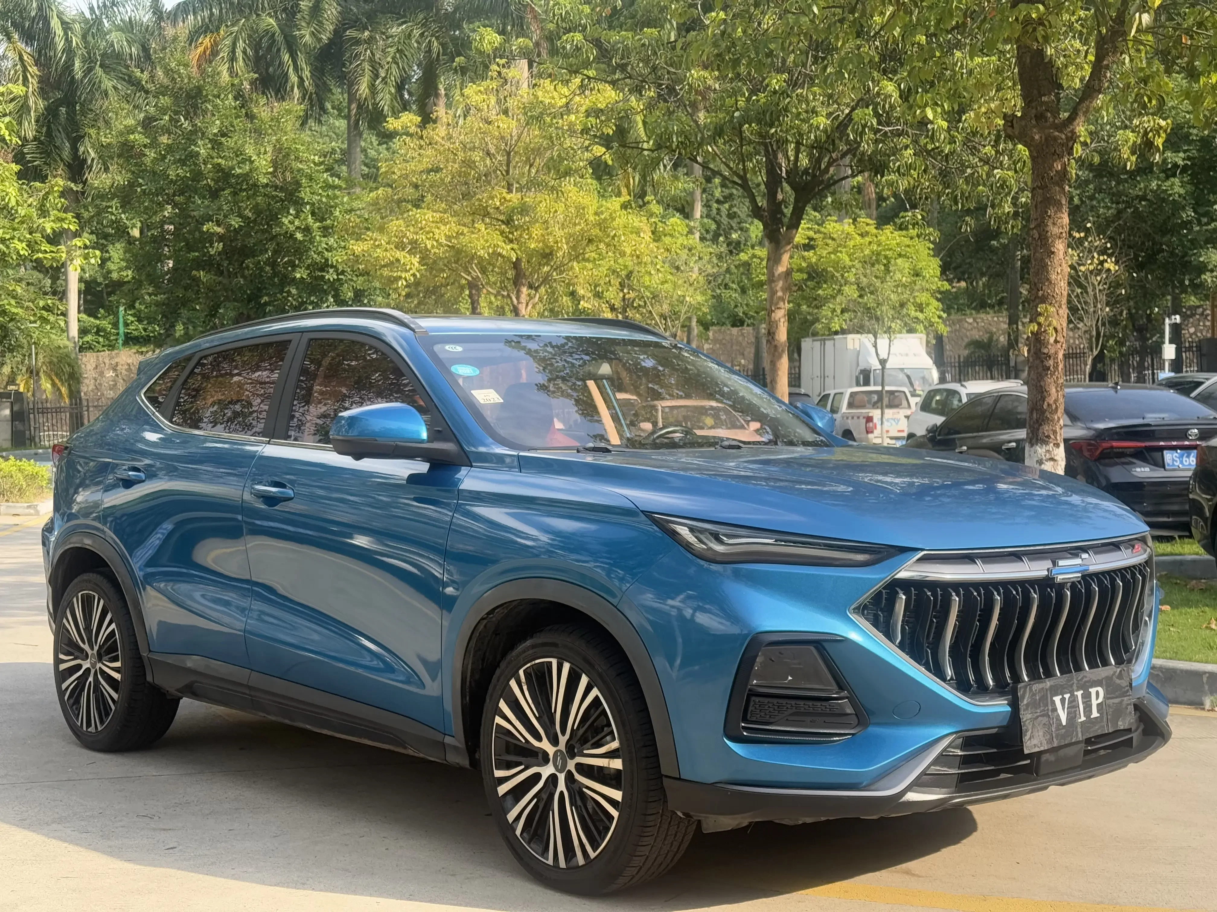 Oshan Changan Auchan X5