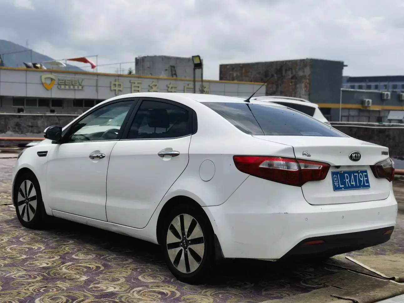 Kia K2