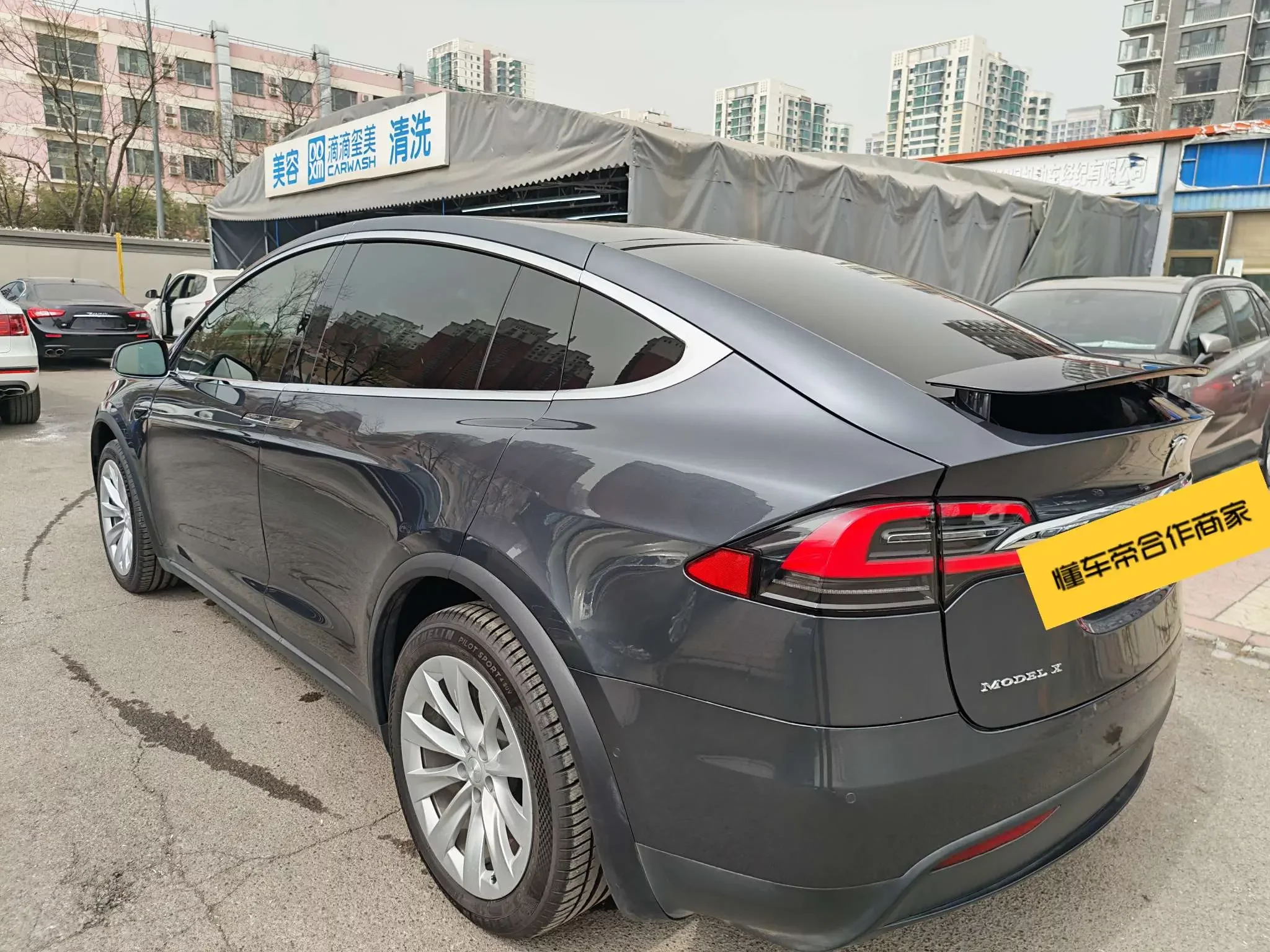 Tesla Model X
