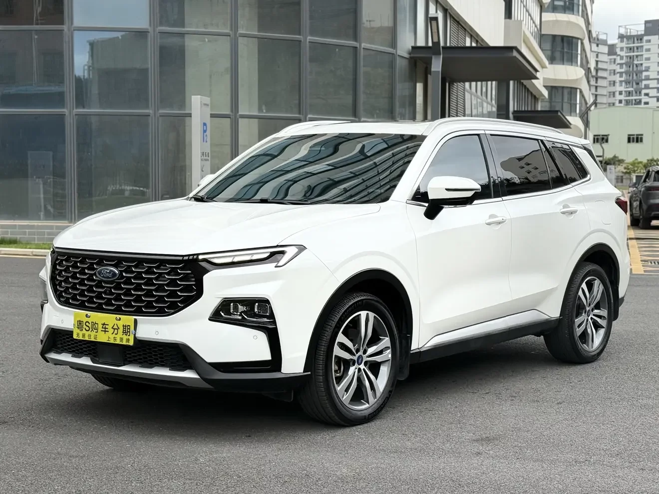 Ford Equator Sport