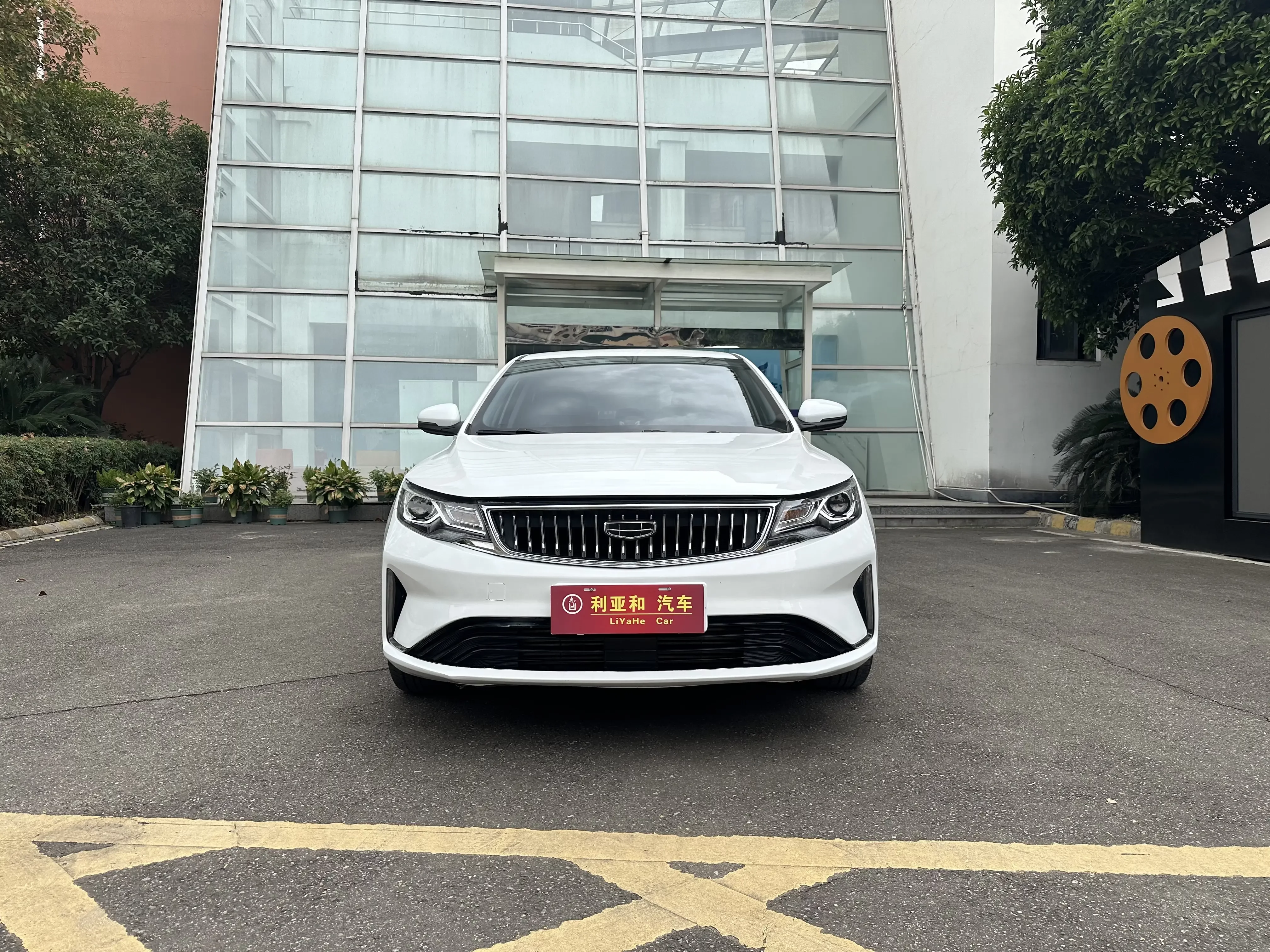 Geely Emgrand GL