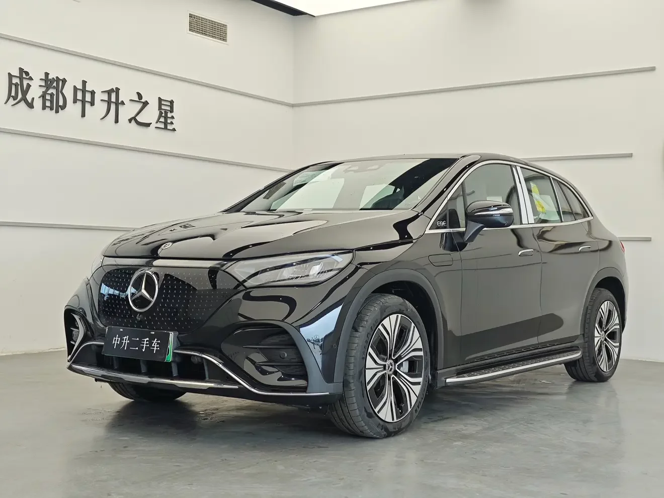 Mercedes-Benz EQE SUV