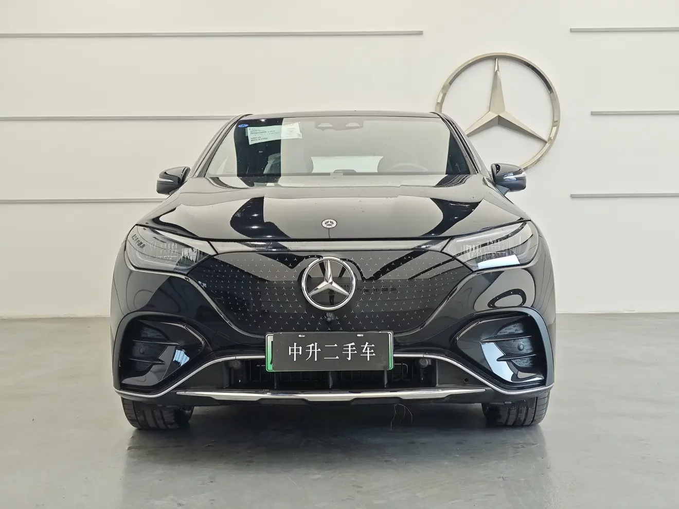 Mercedes-Benz EQE SUV