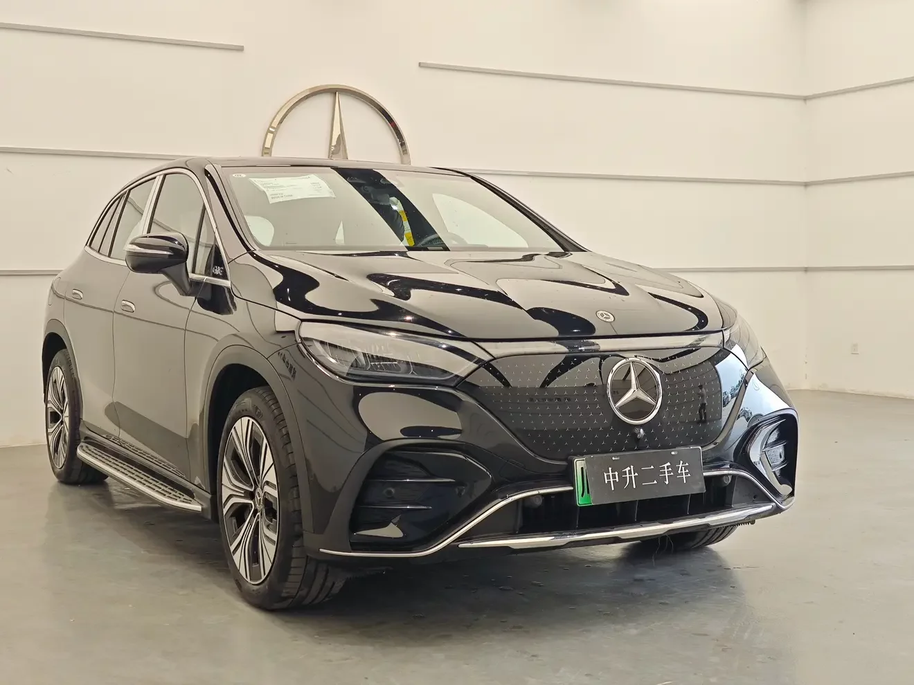 Mercedes-Benz EQE SUV