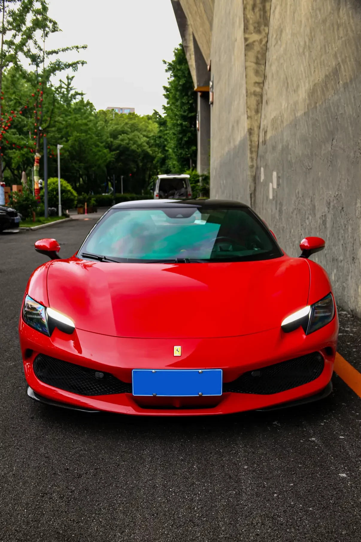 Ferrari 296