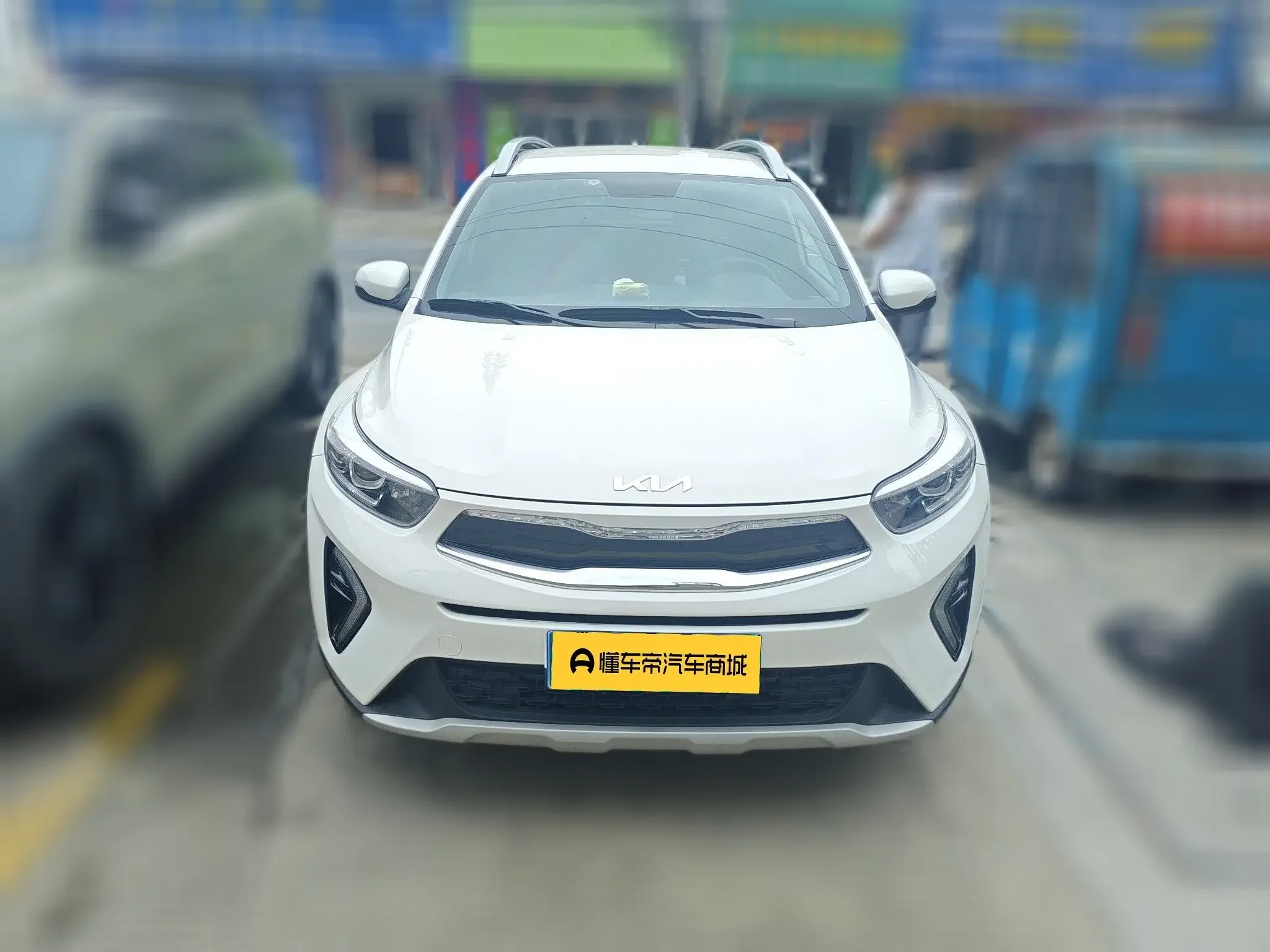 Kia KX1