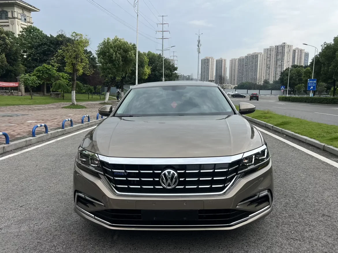 Volkswagen Passat PHEV
