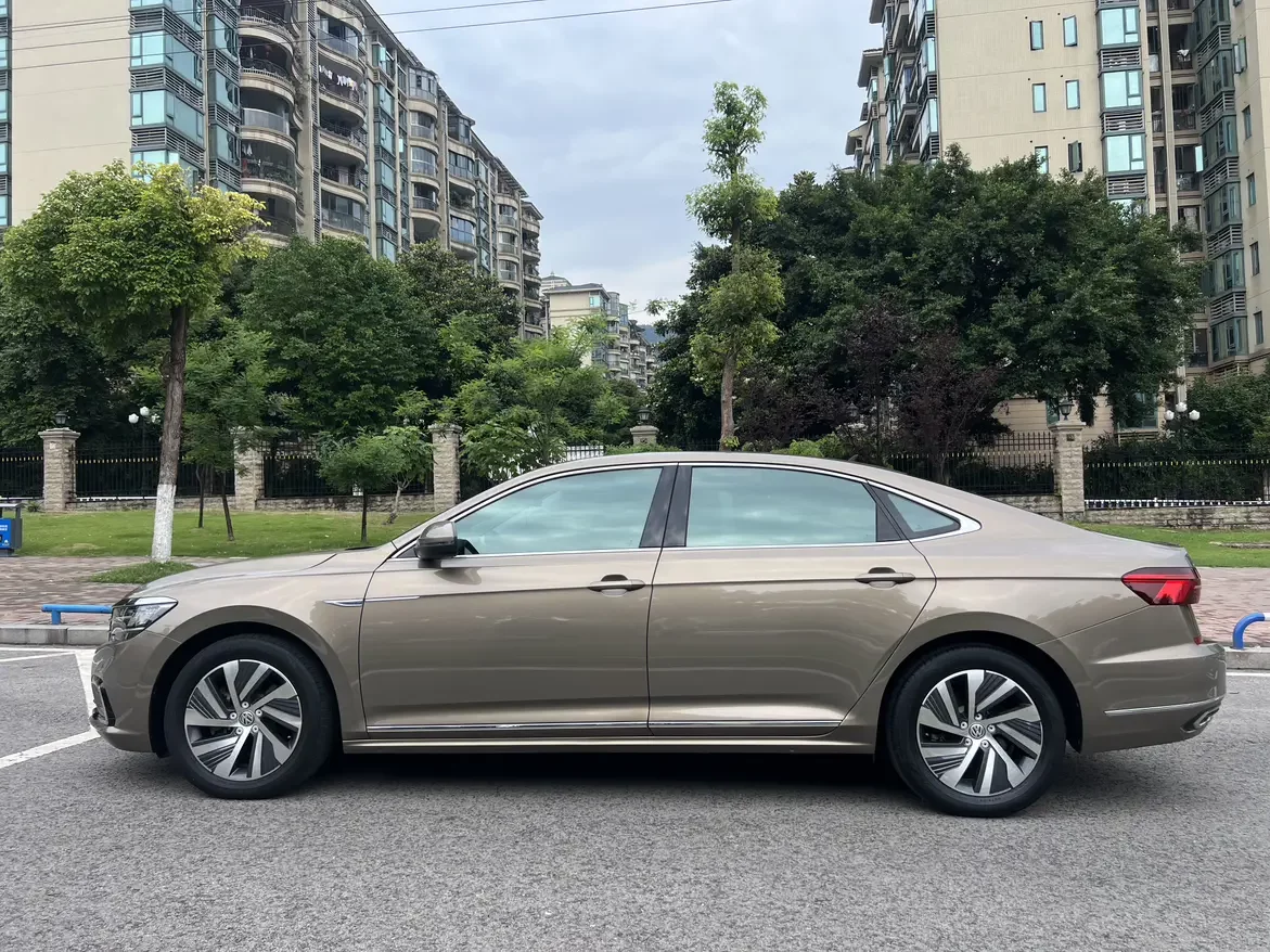 Volkswagen Passat PHEV