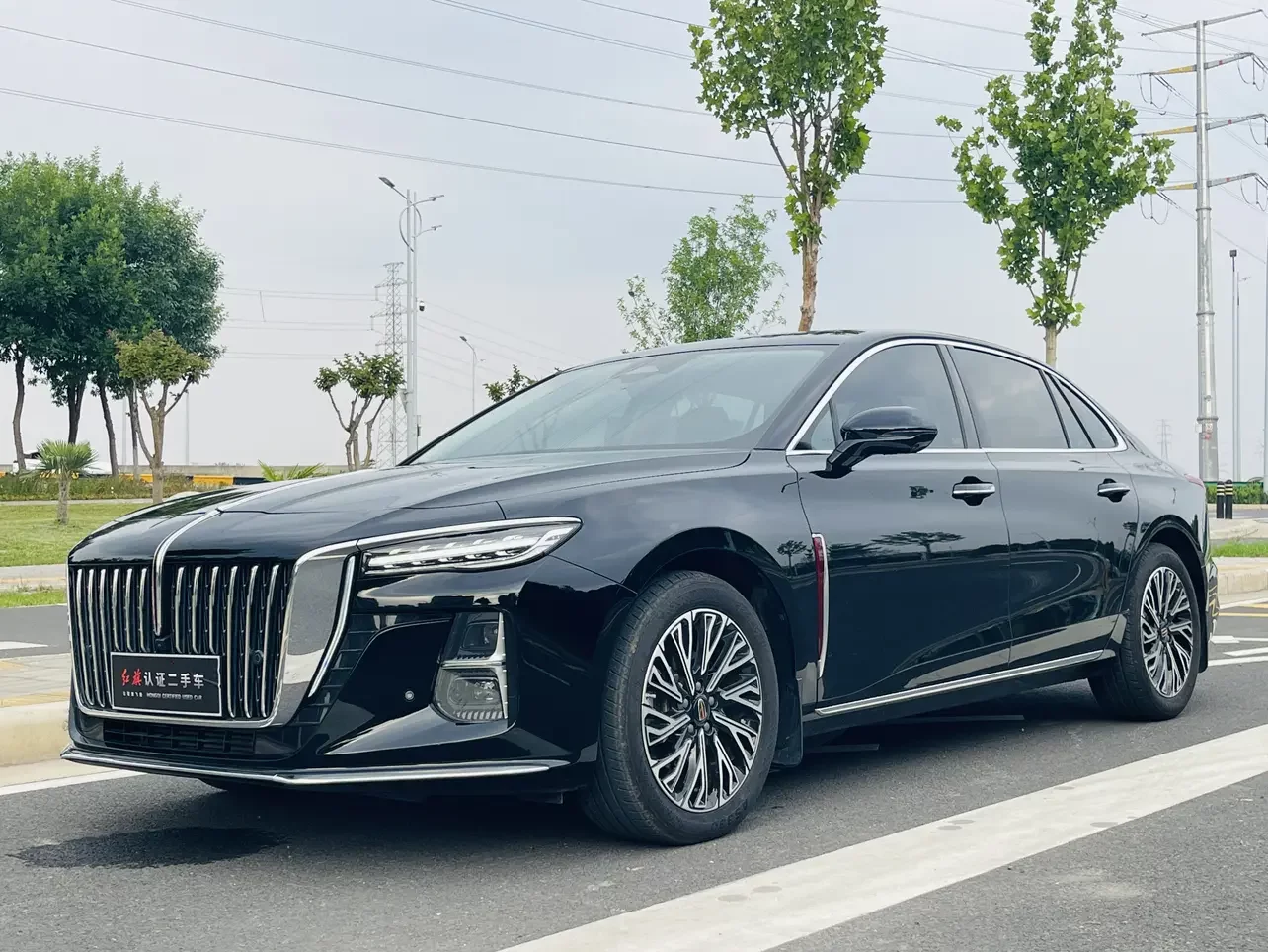 Hongqi H5