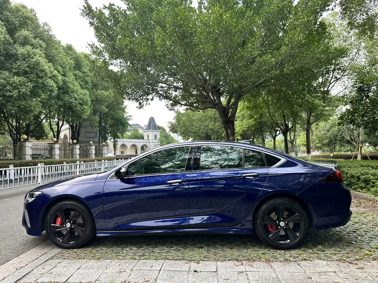 Buick Majesty
