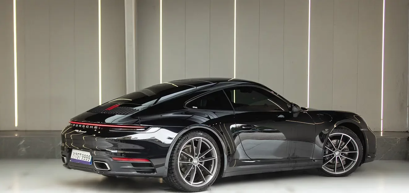 Porsche 911