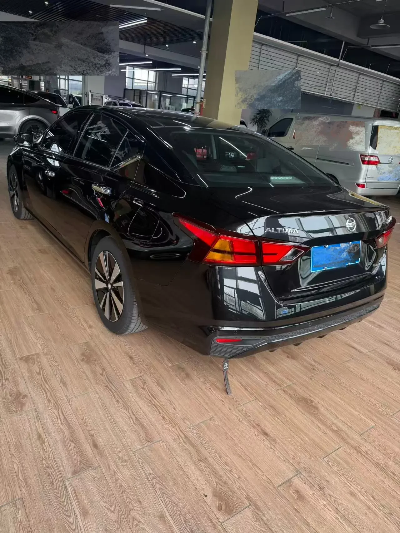 Nissan Altima
