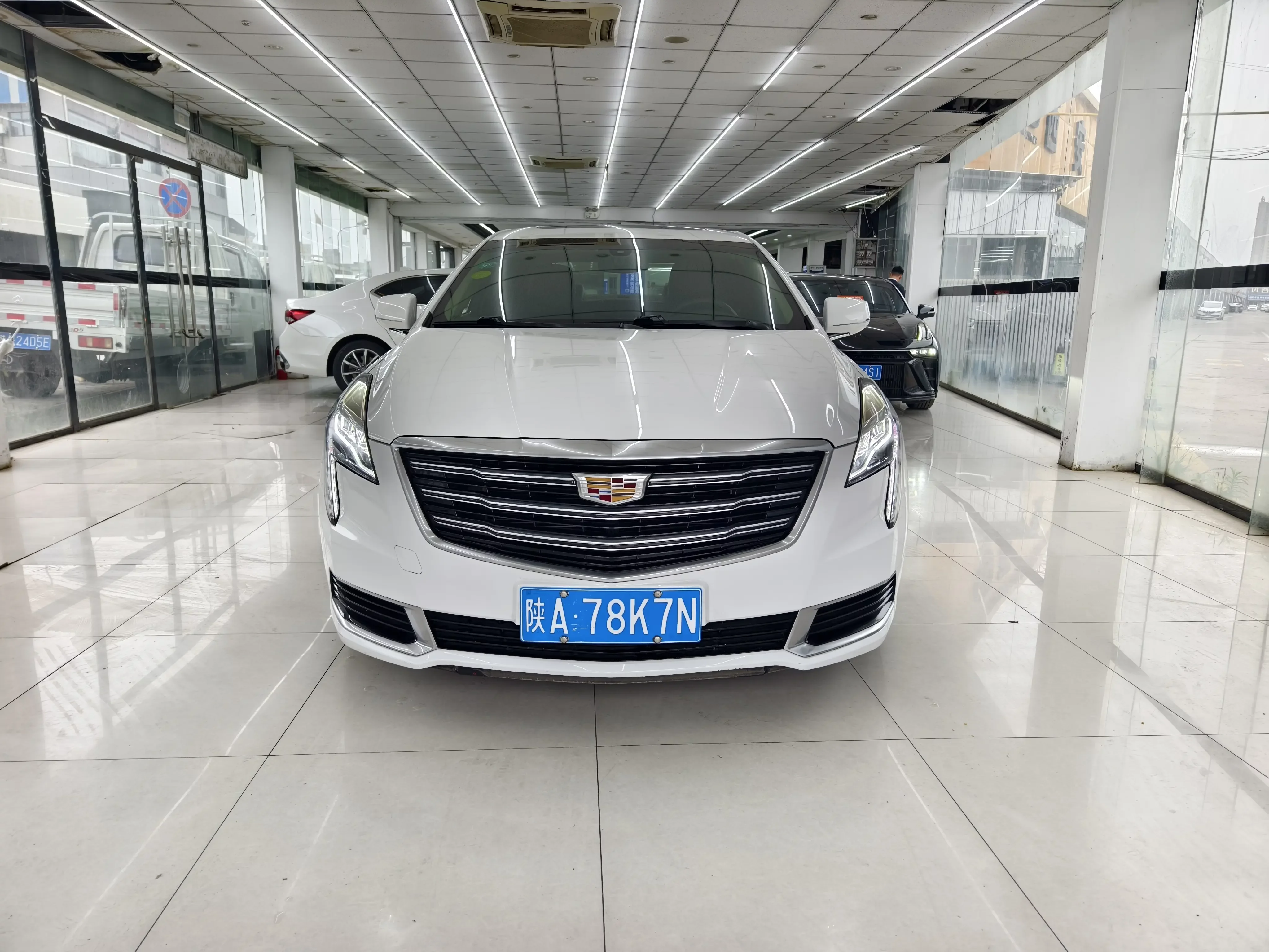 Cadillac XTS