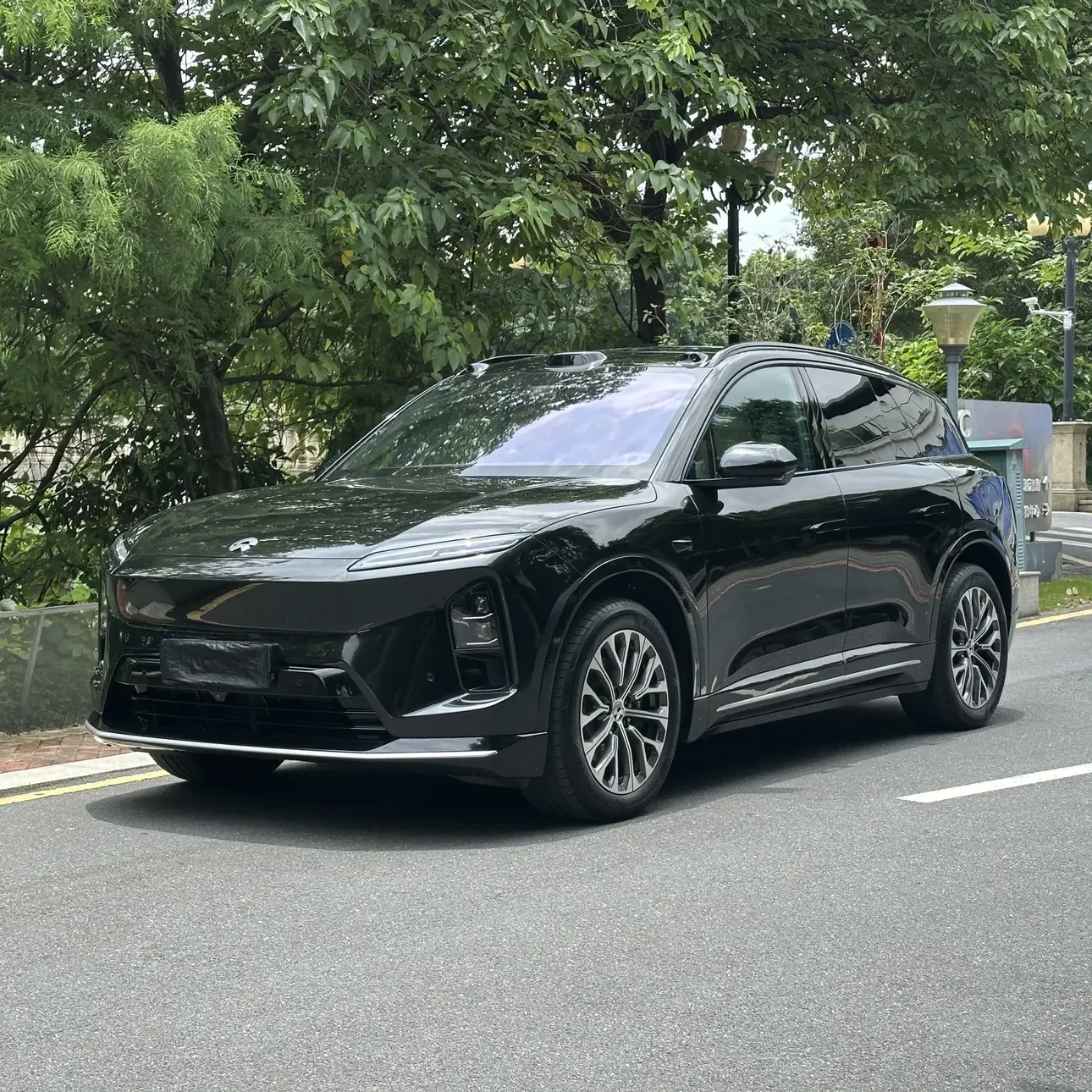 NIO ES6
