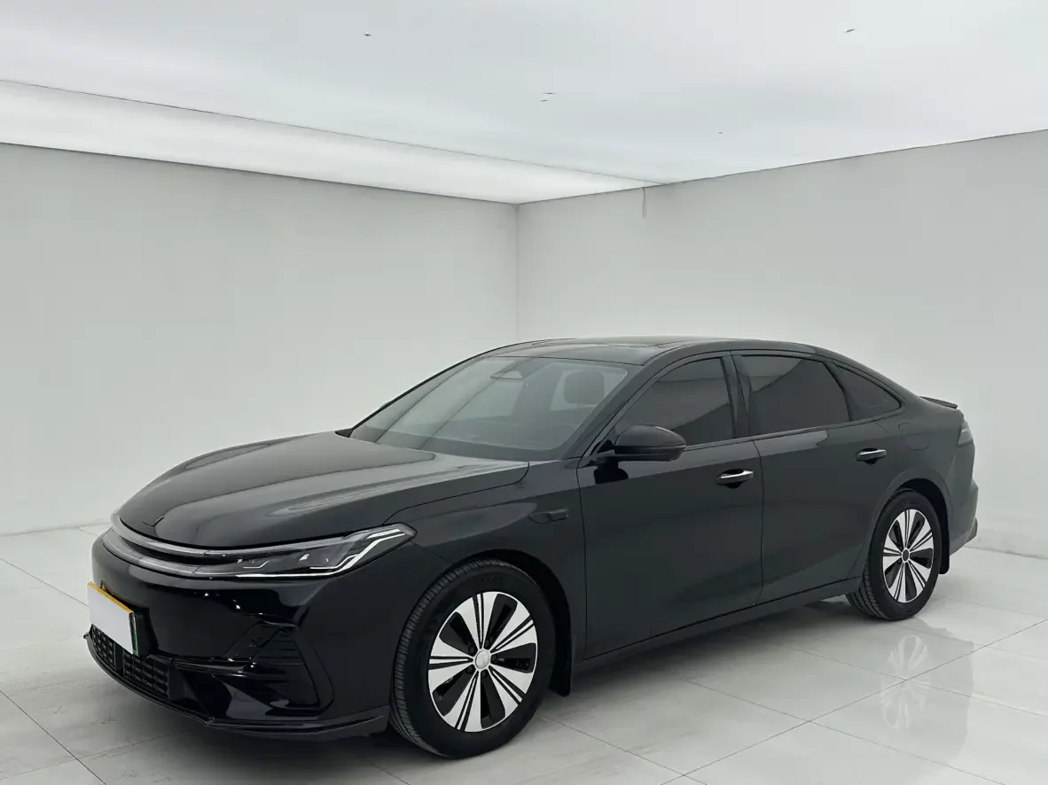 Geely Galaxy A7 EM
