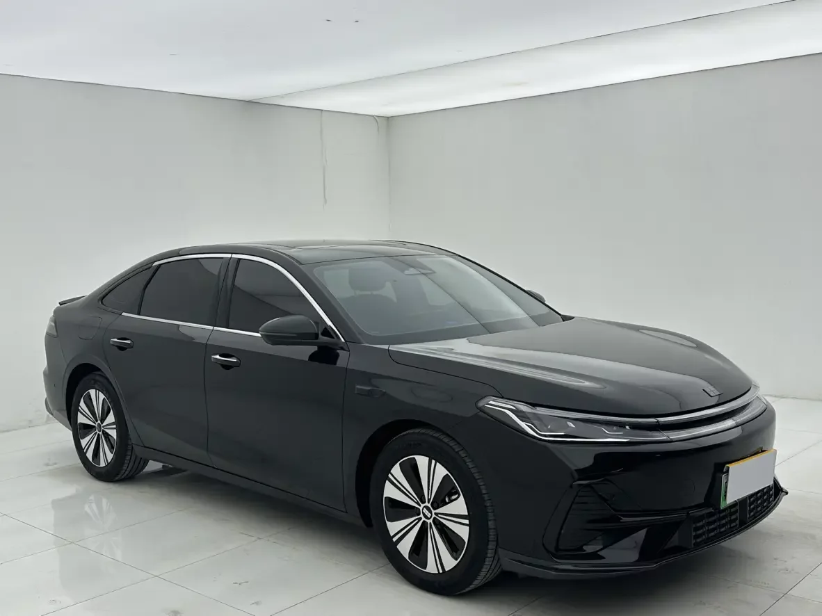 Geely Galaxy A7 EM