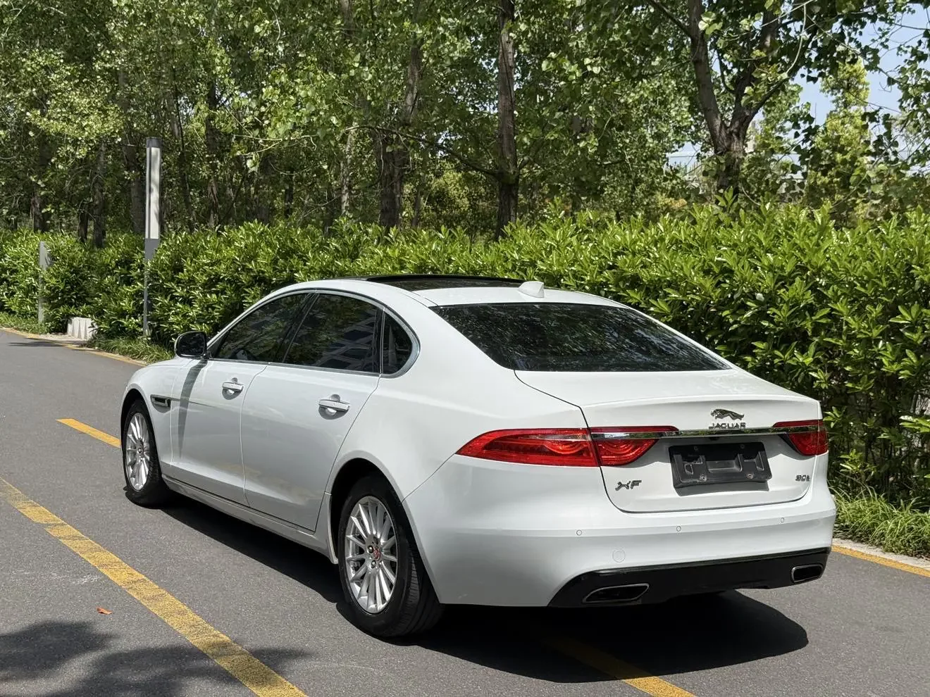 Jaguar XFL