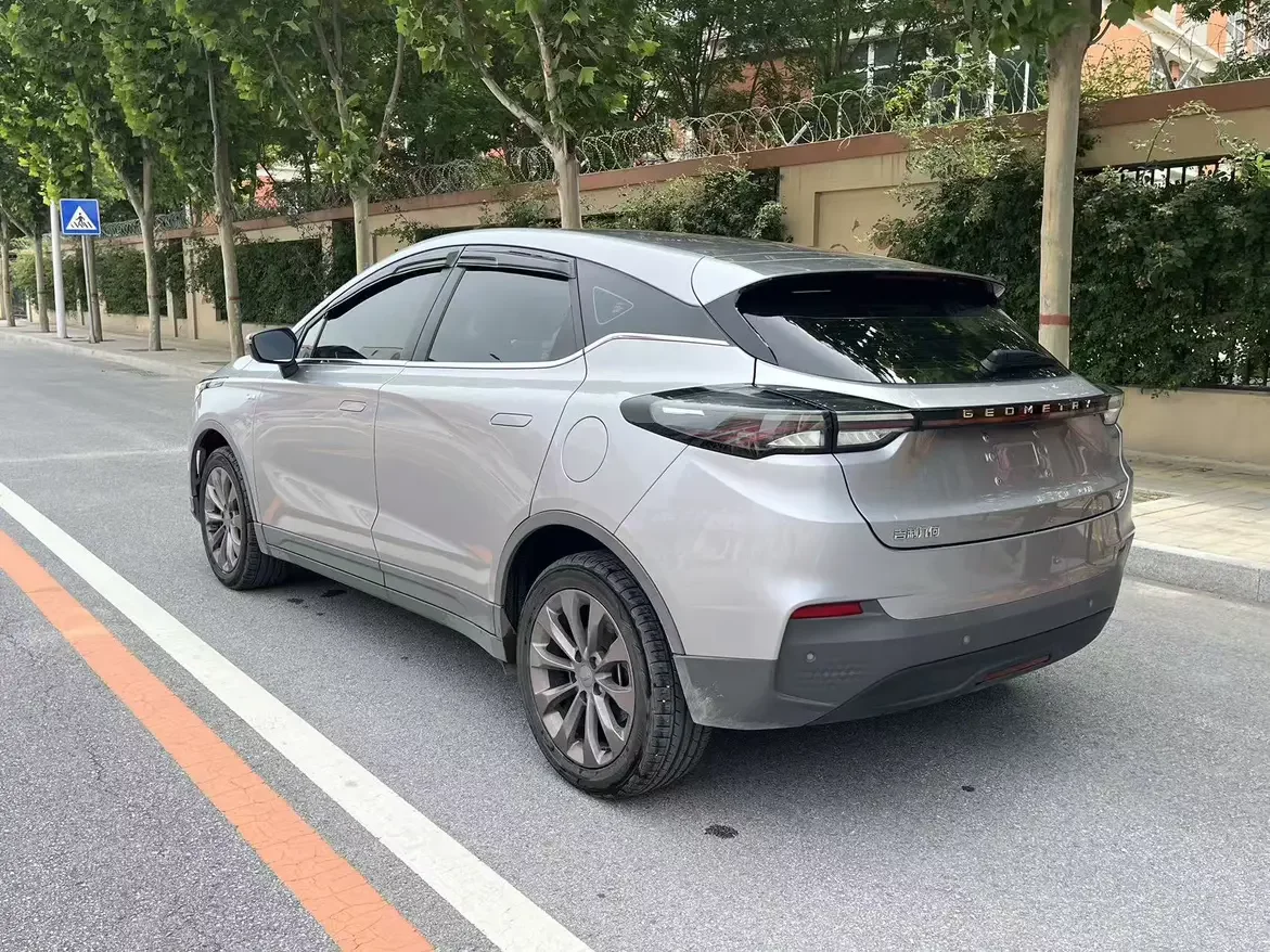 Geely Geometry C