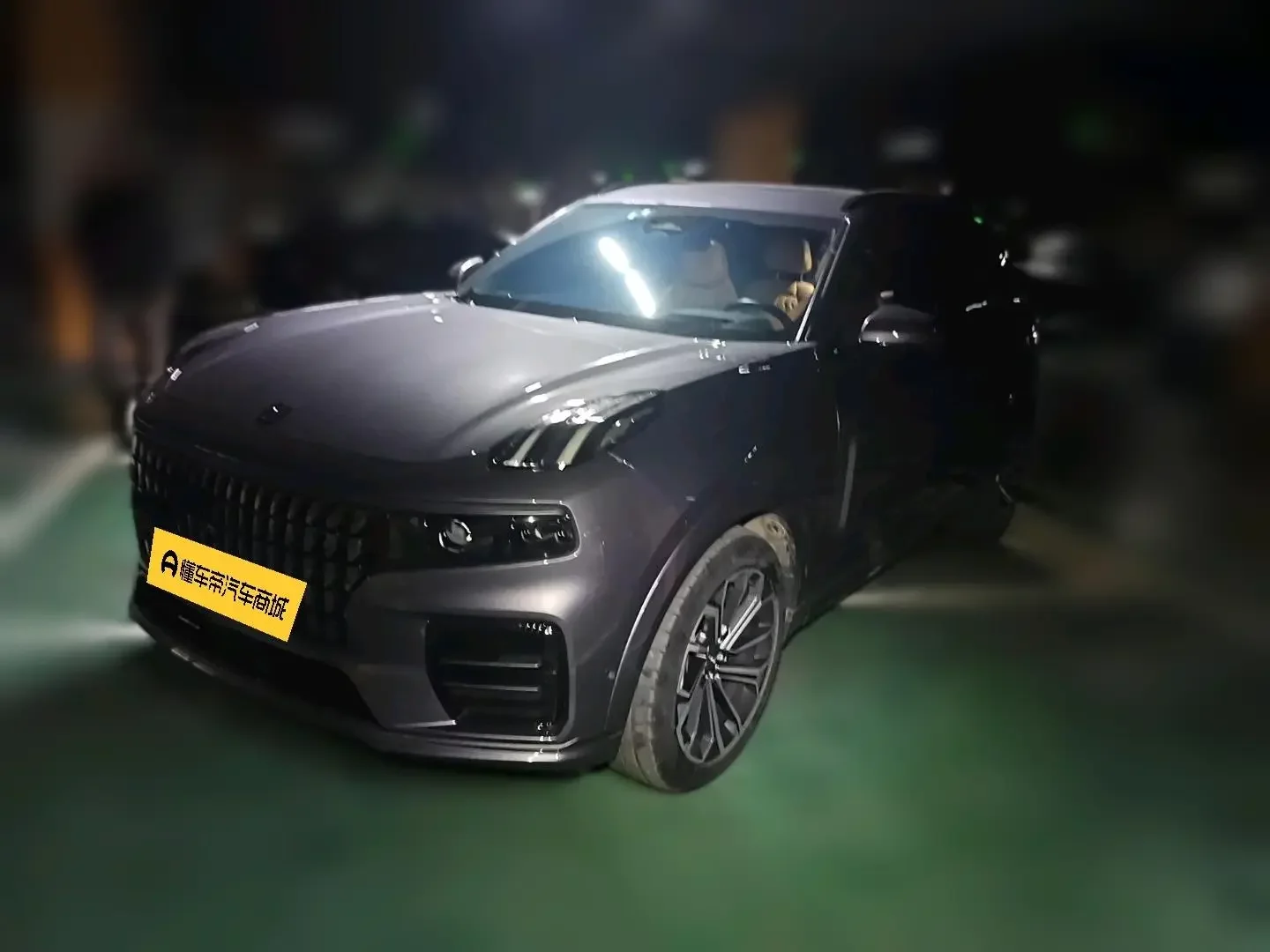 Lynk & Co 09 EM-P