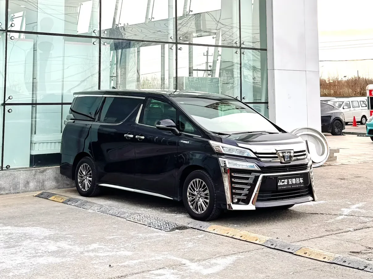 Toyota Crown Wellfire