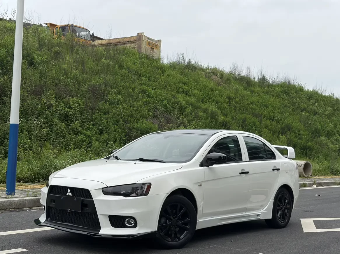 Mitsubishi Winged God