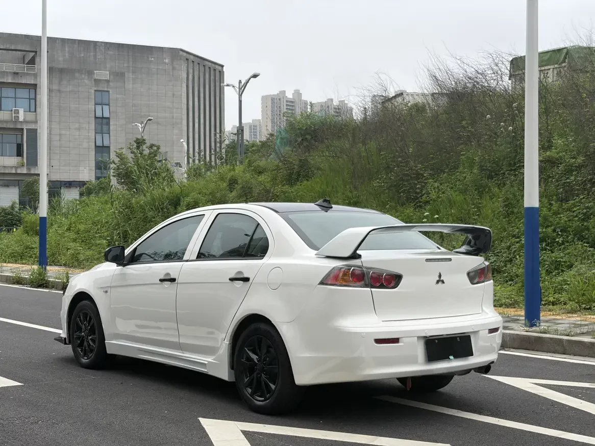Mitsubishi Winged God