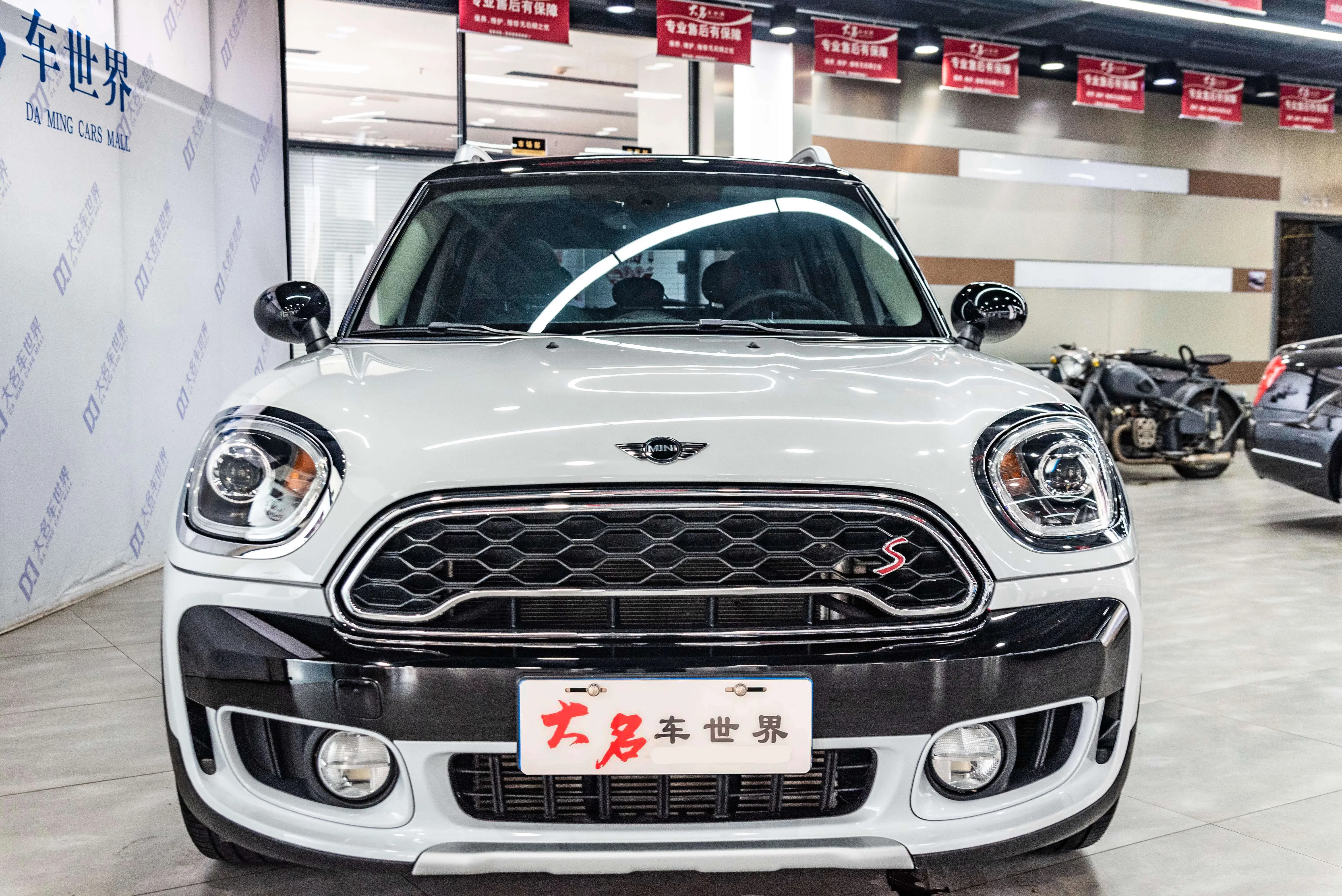 MINI COUNTRYMAN