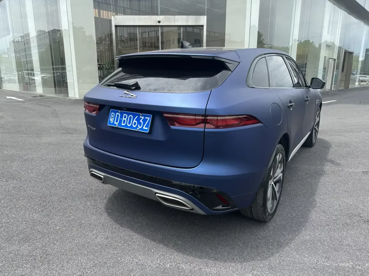 Jaguar F-PACE