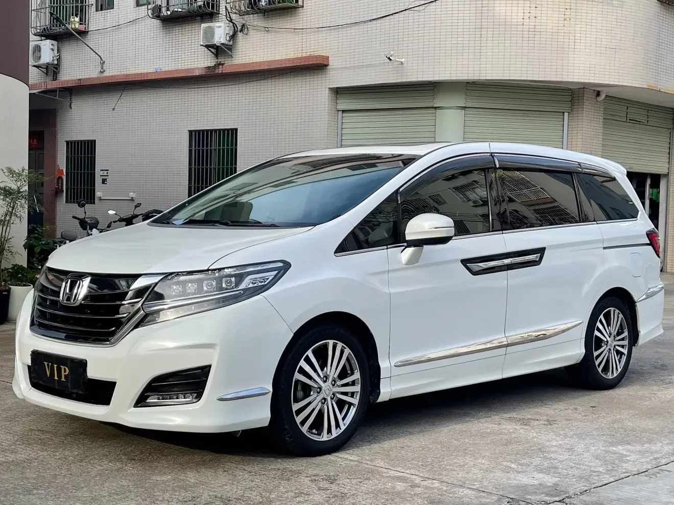 Honda Elysion
