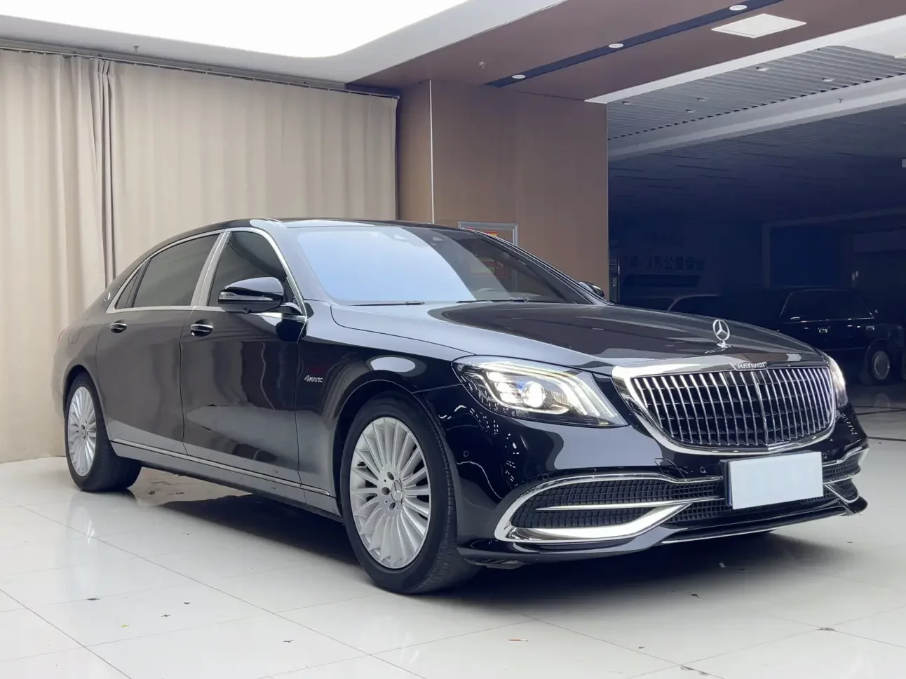 Mercedes-Benz Maybach S-Class