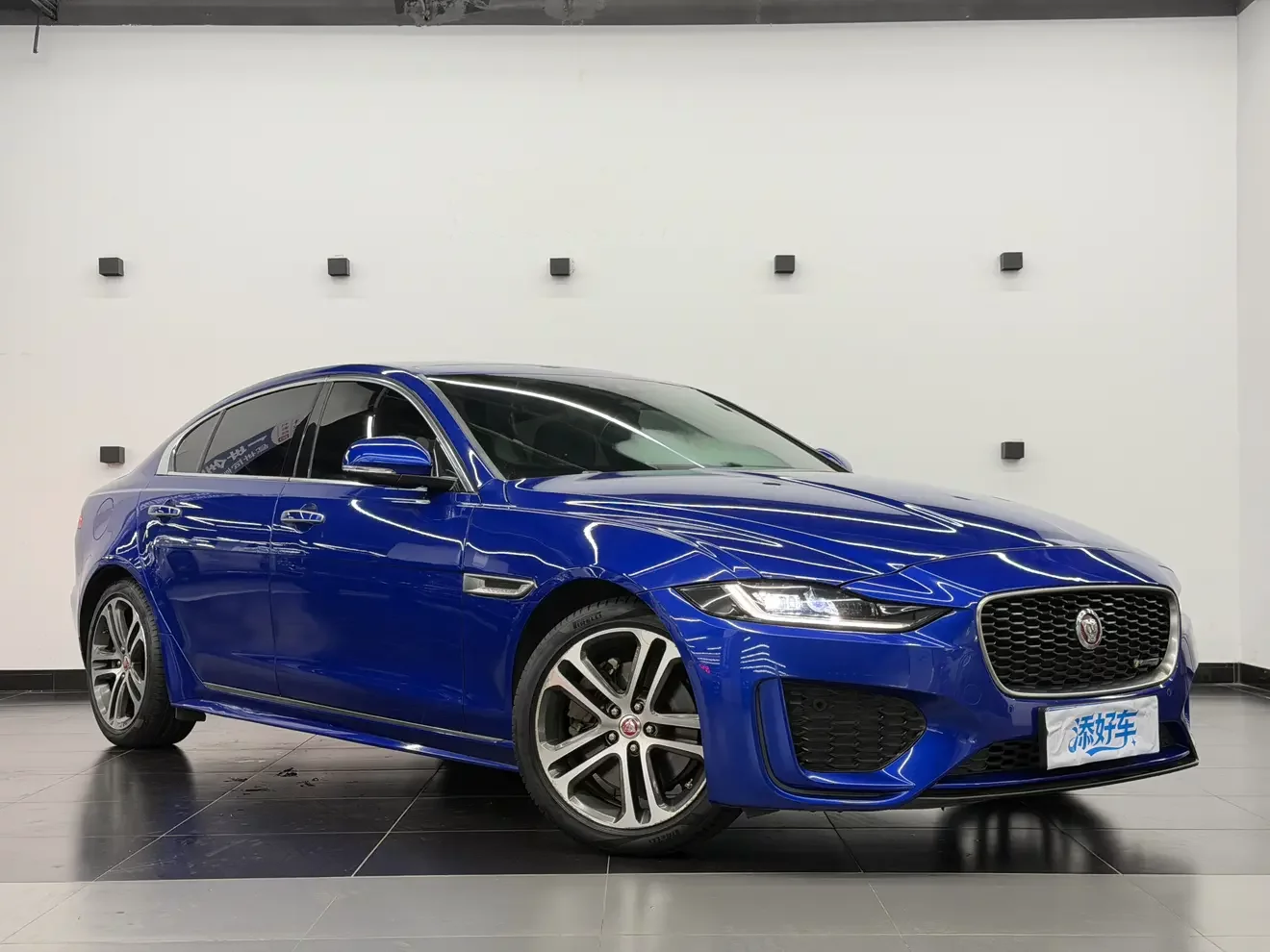 Jaguar XEL