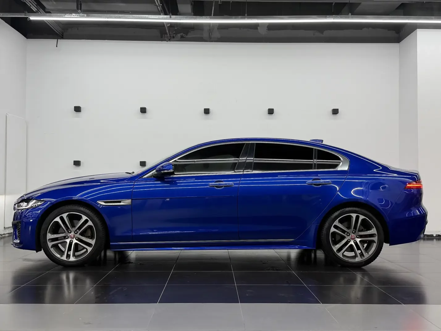 Jaguar XEL
